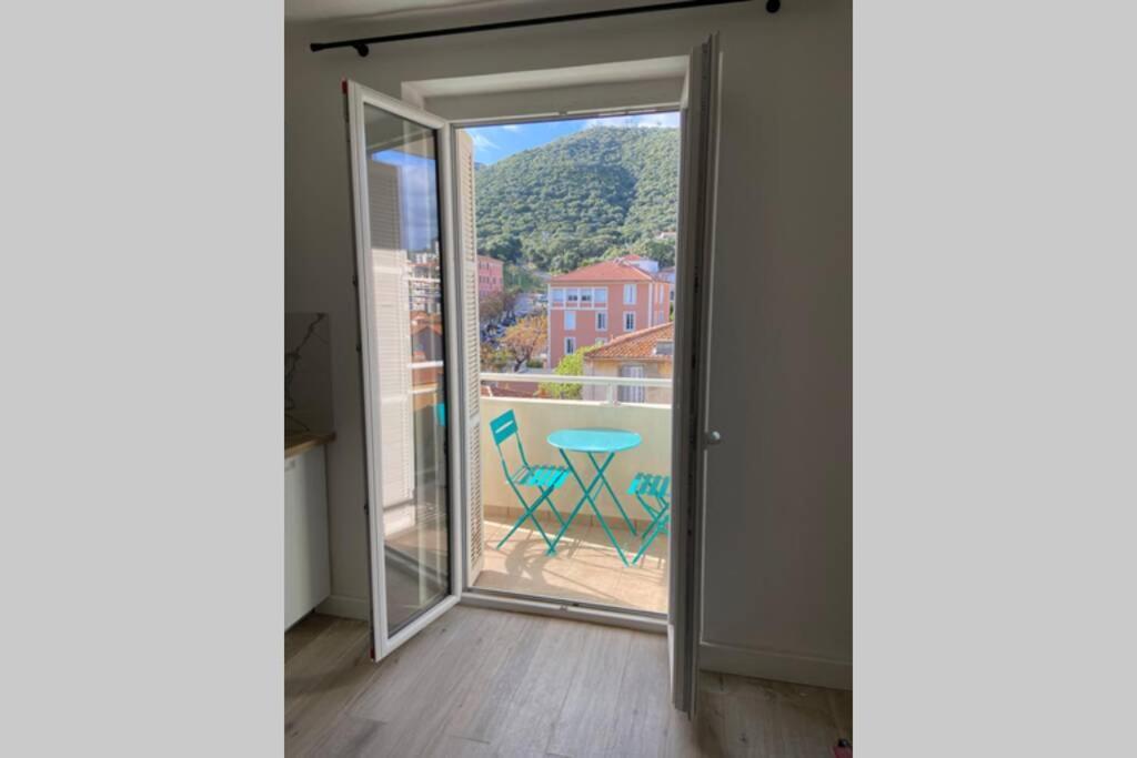 Ajaccio Magnifique T2 Neuf 40M2 Avec Balcon Au Trottel 4 Couchages Wifi Clim Parking Plage A Pieds 100M Ngoại thất bức ảnh