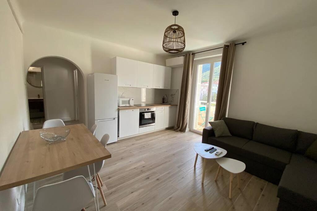 Ajaccio Magnifique T2 Neuf 40M2 Avec Balcon Au Trottel 4 Couchages Wifi Clim Parking Plage A Pieds 100M Ngoại thất bức ảnh