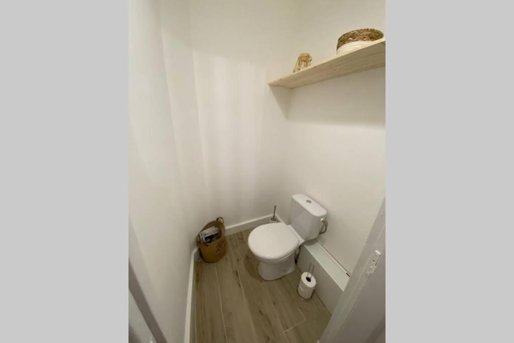 Ajaccio Magnifique T2 Neuf 40M2 Avec Balcon Au Trottel 4 Couchages Wifi Clim Parking Plage A Pieds 100M Ngoại thất bức ảnh